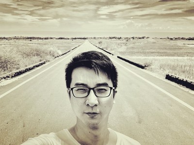 教學組長兼辦教科書&美術科任老師_蕭仲伯老師--國立臺灣藝術大學藝術創作